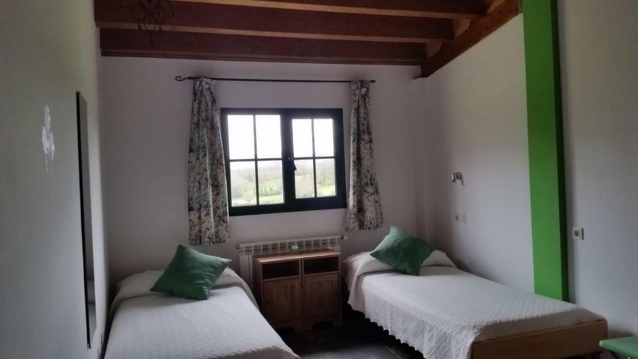 Albergue Paloma Y Lena Саррия Экстерьер фото